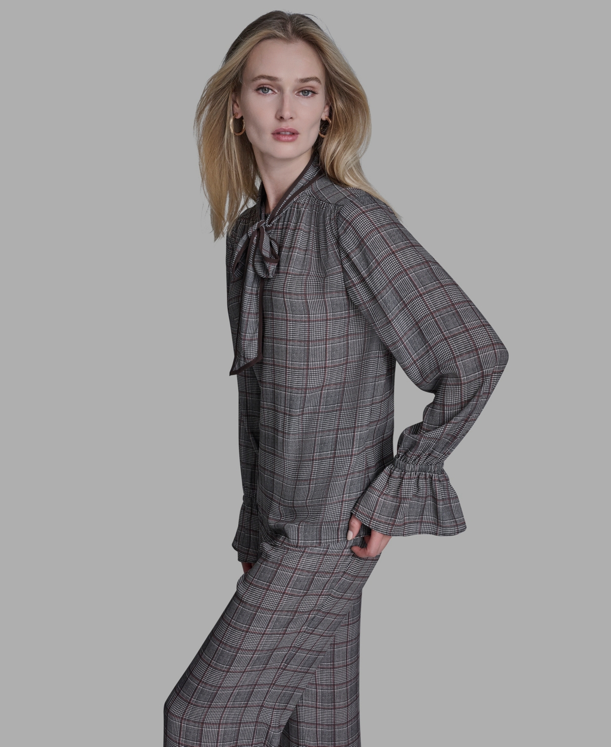 Bcbg Women's Plaid Long Sleeve Tie Neck Top In Gray