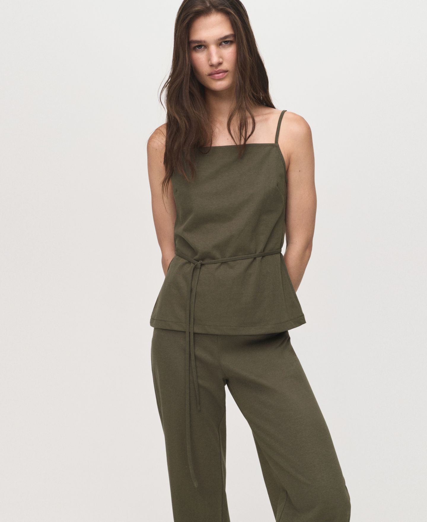 Женские брюки Mango Elastic Waist Straight-Fit, цвет: Хаки — фото 4