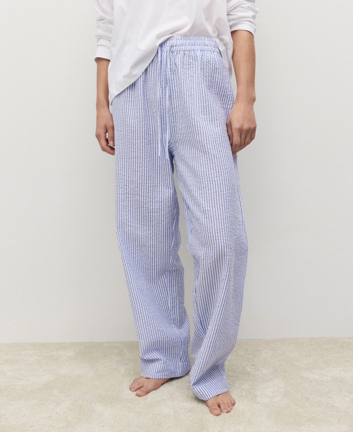 Mango Seersucker Striped Two-piece Pajamas In Blue