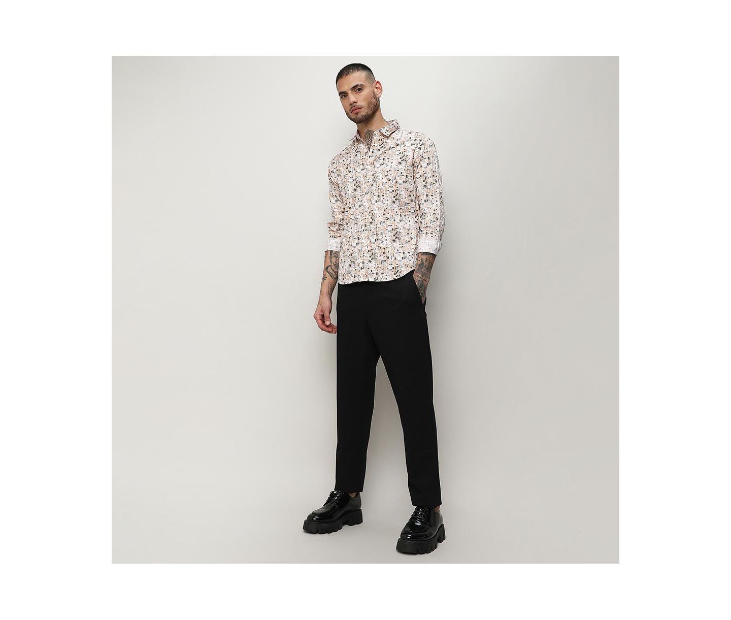 Мужская рубашка Cahoot Campus Sutra Abstract Print Button Up Cotton, цвет: Бежевый / Хаки — фото 5