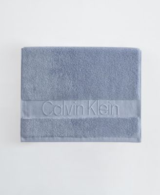 Iconic Cotton Jacquard Hand Towel, 30" x 16"