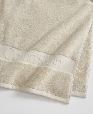 Iconic Cotton Jacquard Bath Towel, 56" x 30"