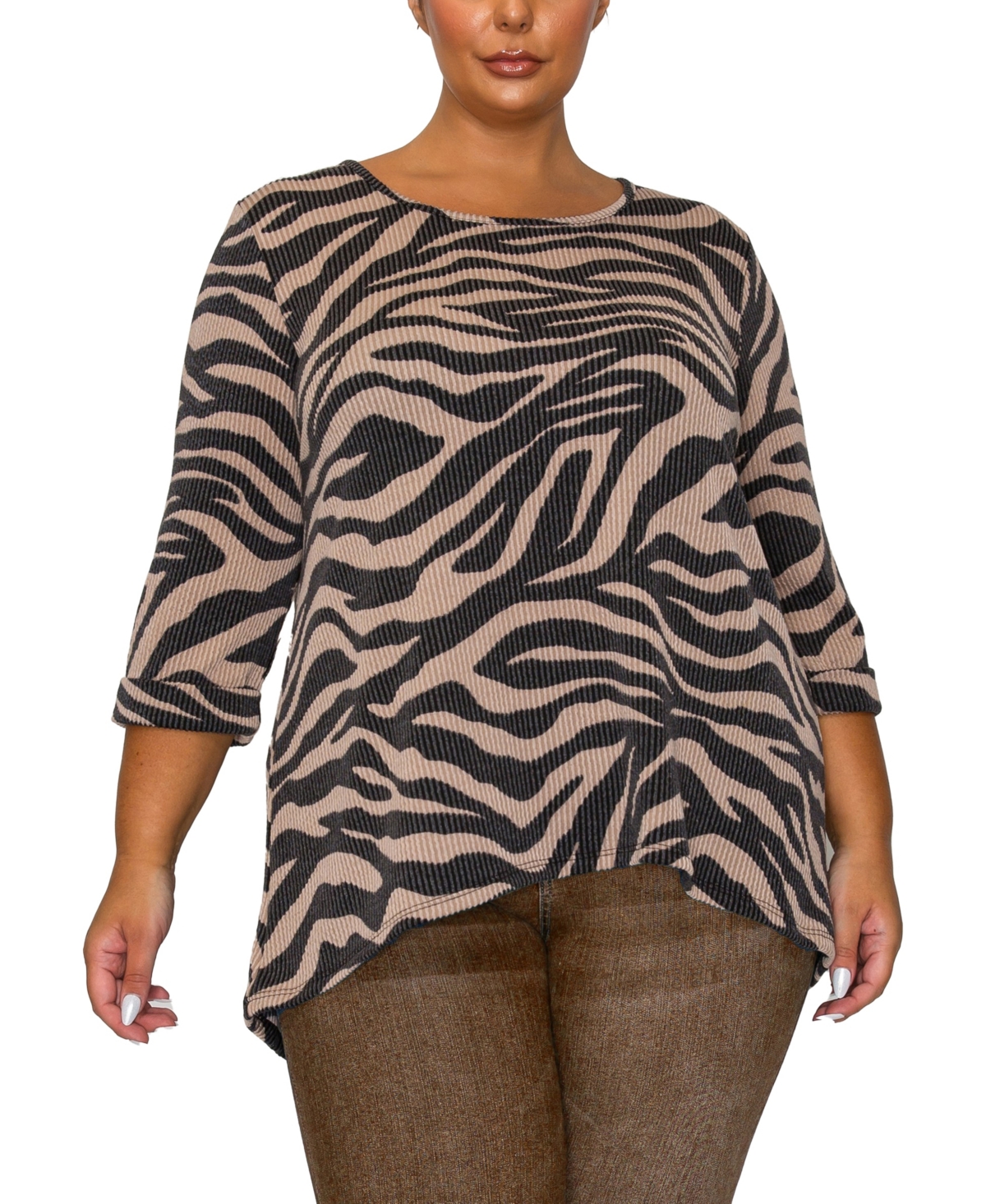 Coin 1804 Plus Size Textured Zebra Button Back Top In Brown