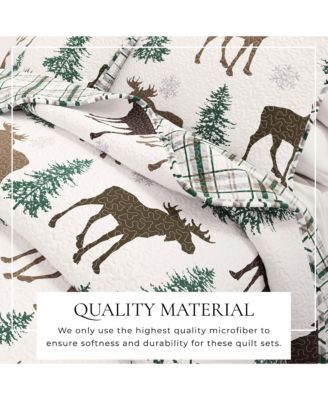 Moose & Evergreens Lightweight Reversible Microfiber Quilt Set with Shams