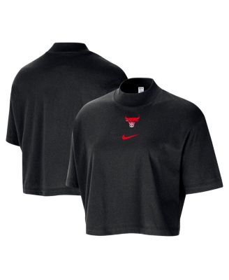 Nike - Women's Black Chicago Bulls Courtside Mock Neck Loose Fit Cropped T-Shirt