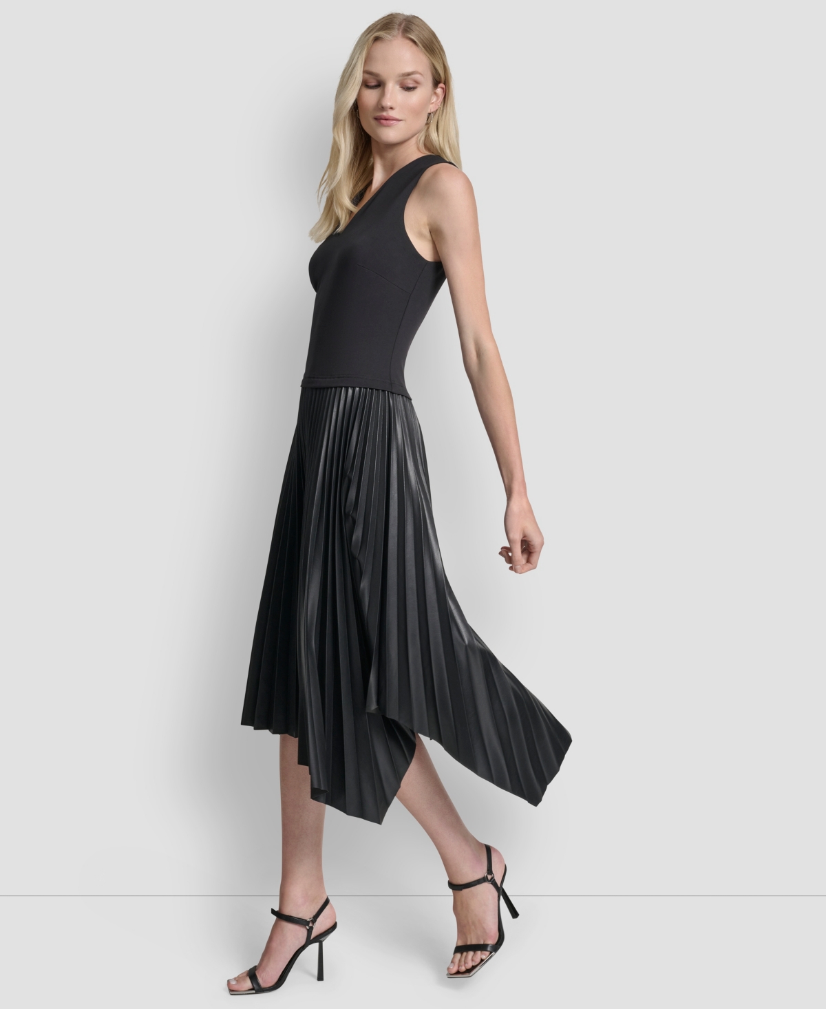 Dkny Women's Sleeveless V-neck Fit & Flare Dress In Black