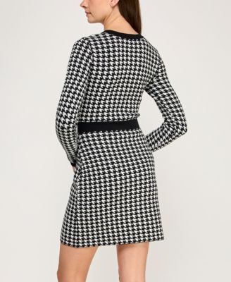 Juniors Houndstooth Fitted Sweater Dress
