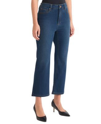 Petite Cropped Fit Flared Jeans