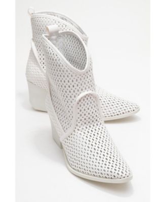 Prologue Shoes