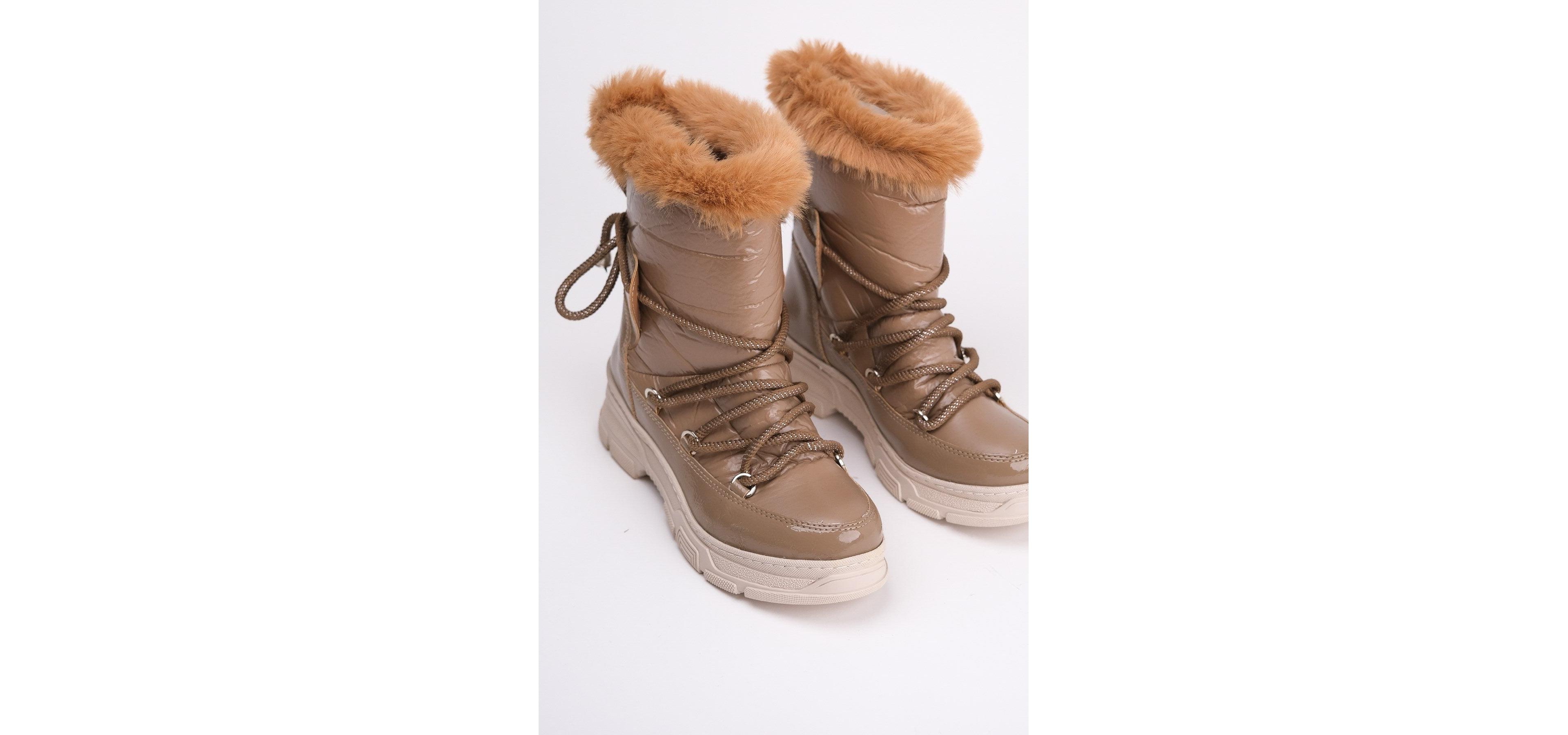 Prologue Shoes Rosie Fur Lined Boot (Women)