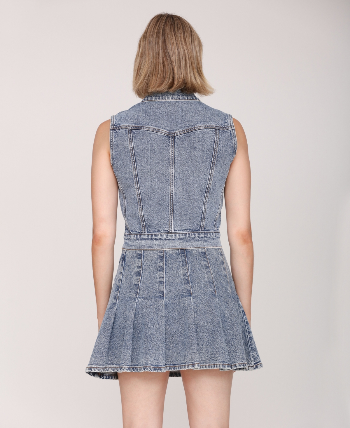 Avec Les Filles Women's Button Detail Trucker Vest