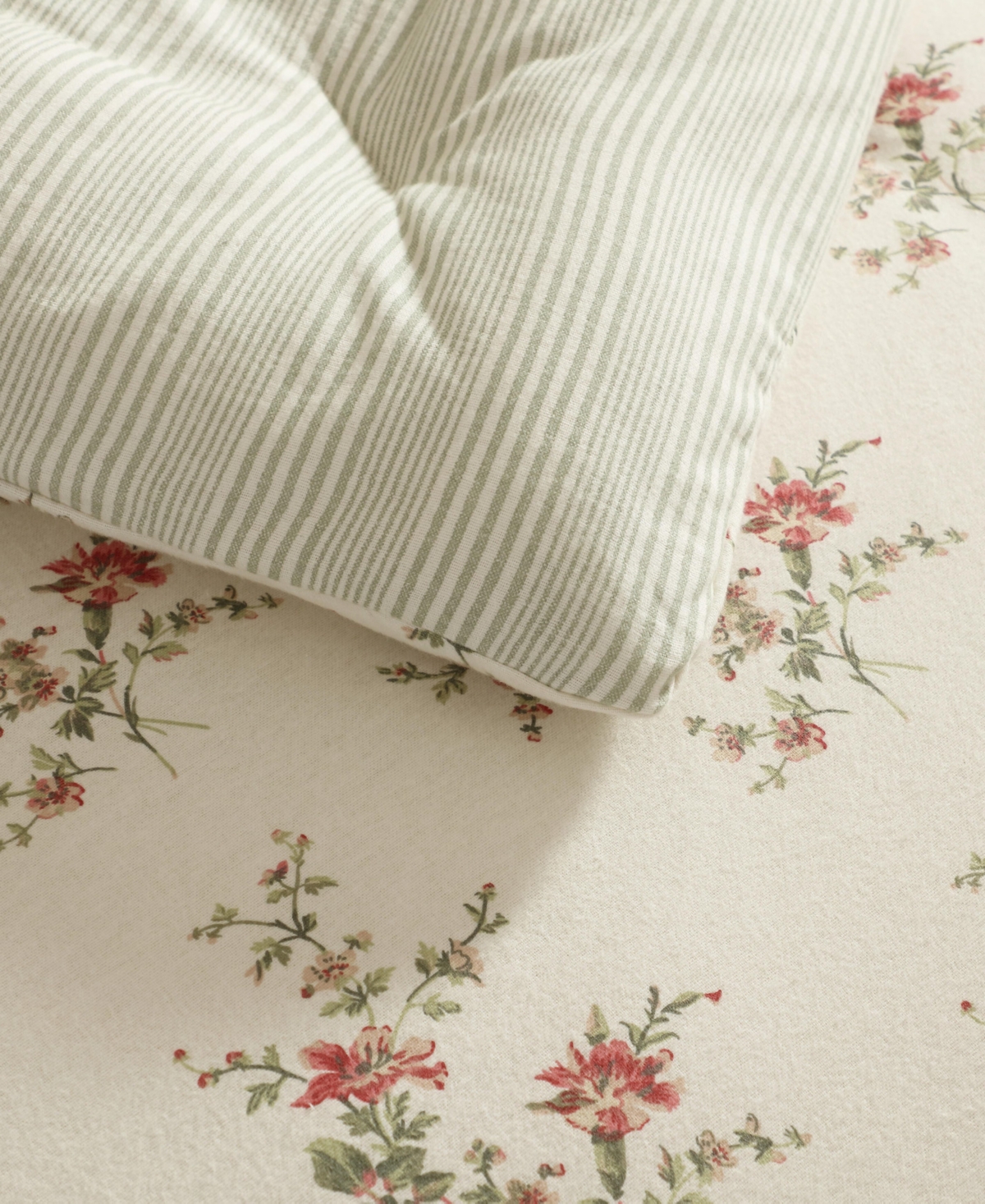 Laura Ashley Jessika Printed Flannel 3-pc. Comforter Set, King In Neutral