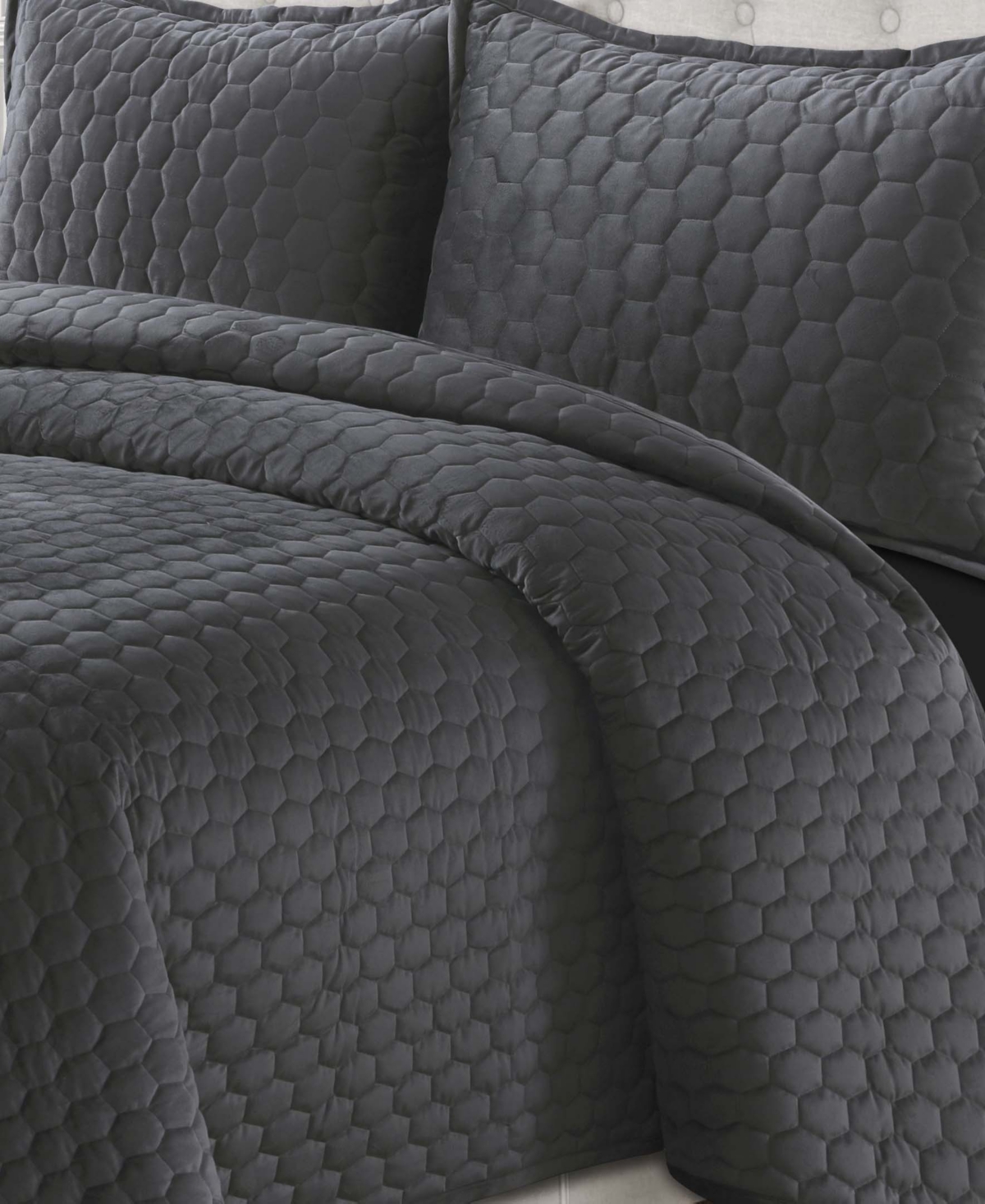 Tribeca Living Lugano Honeycomb Velvet Oversized Solid 2 Piece Quilt Set, Twin In Gray