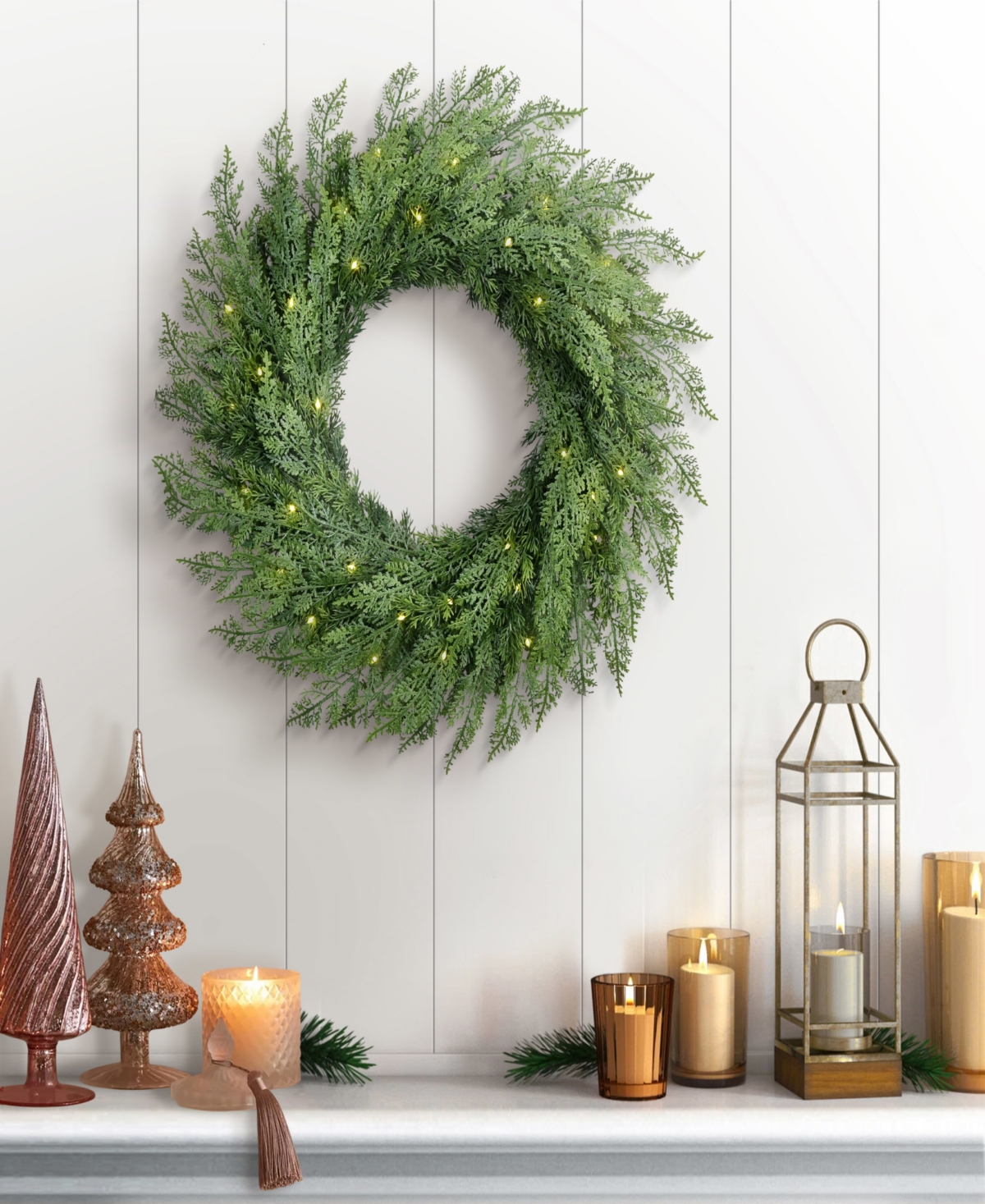 Puleo 24" Pre-lit Artificial Flocked Wreath In Green