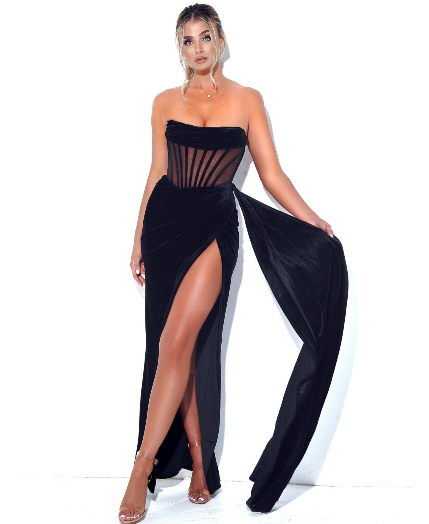 Женское платье Miss Circle Priya Black Draping Corset High Slit Velvet Gown, цвет: Чёрный — фото 1