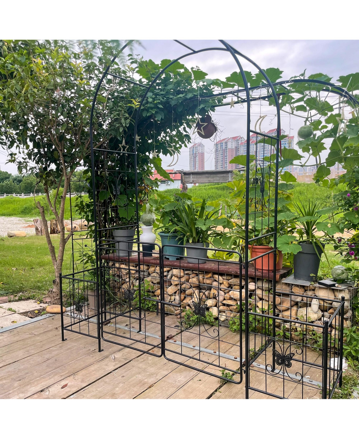 Streamdale Furniture Metal Garden Arch Arbor Trellis with Gate - 7.15ft