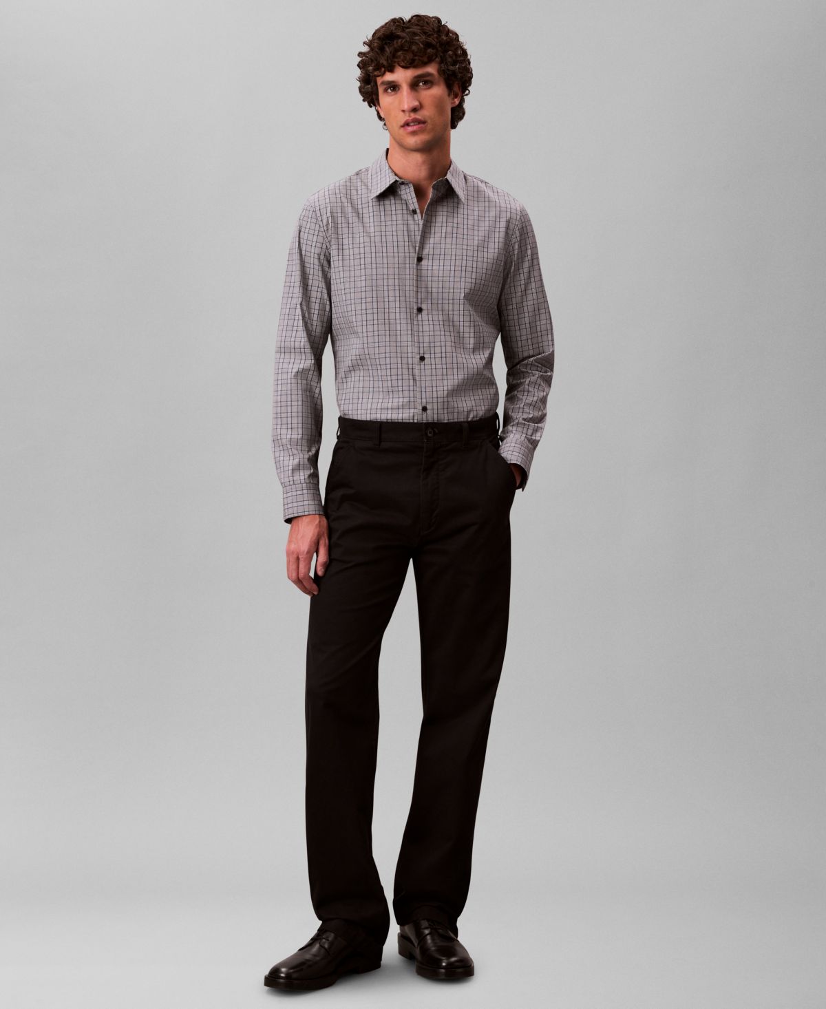 Мужская клетчатая рубашка с длинным рукавом