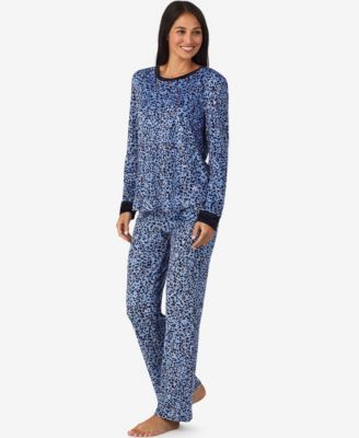 Women’s 2-Piece Stretch Velour Long Sleeve Flare Pajama Set