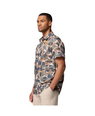 Men's Camo Tennessee Volunteers Super Slack Tide Omni-Wick Button-Up Shirt
