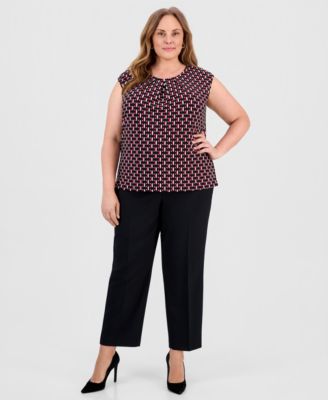 Plus Size Geo-Print Cap-Sleeve Top