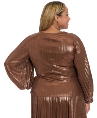 Plus Size Radiating Pleats Long Sleeve Top