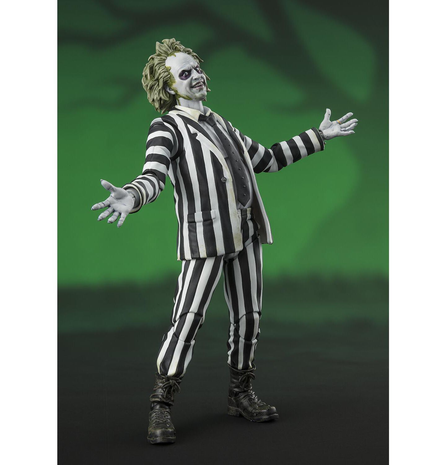Фигурка Bandai Tamashii Nations - Beetlejuice Beetlejuice - S.H.Figuarts - Beetlejuice Action Figure — фото 2
