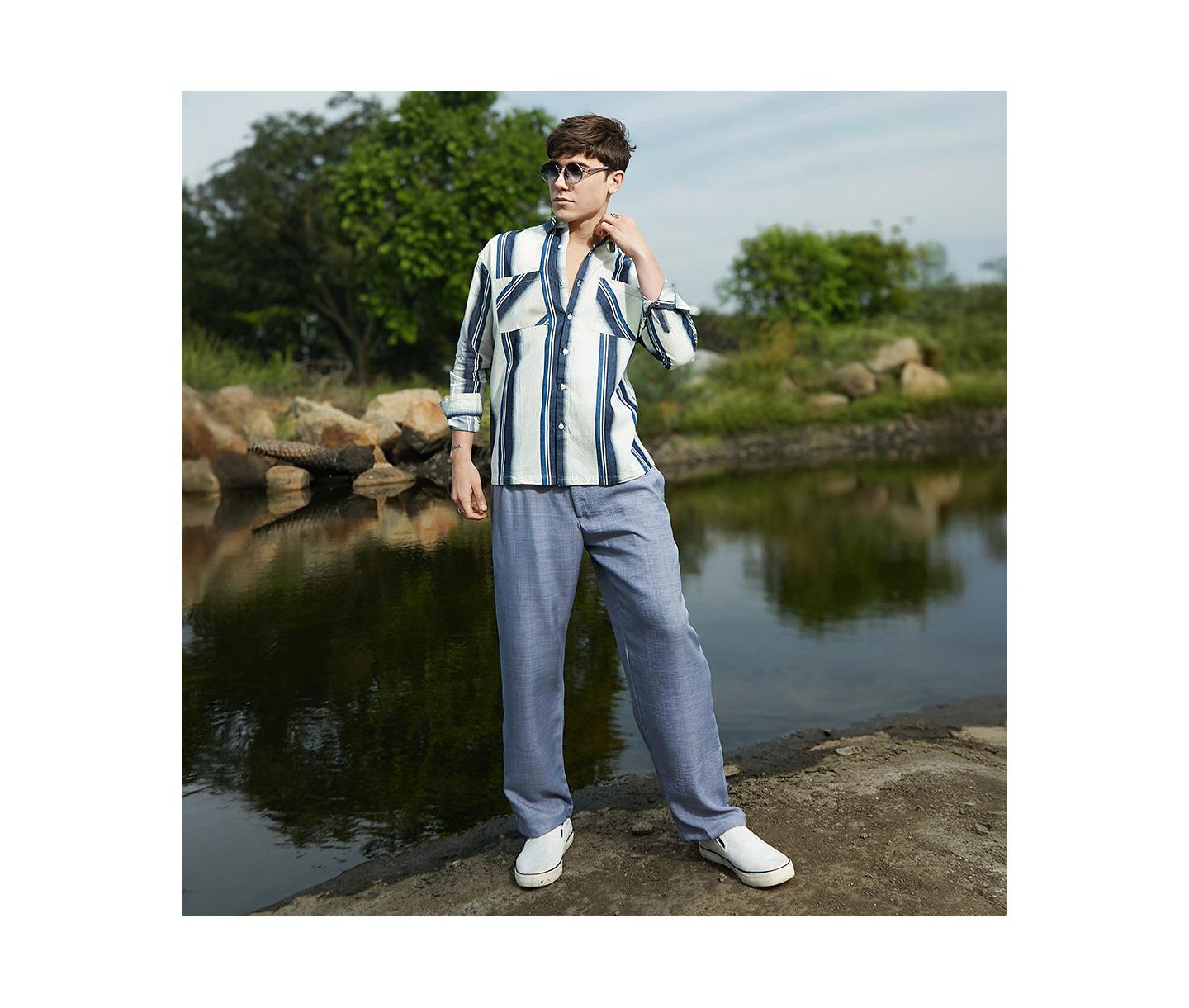 Мужская рубашка Cahoot Campus Sutra Shadow-Striped Oversized Shirt., цвет: Синий / Белый — фото 10