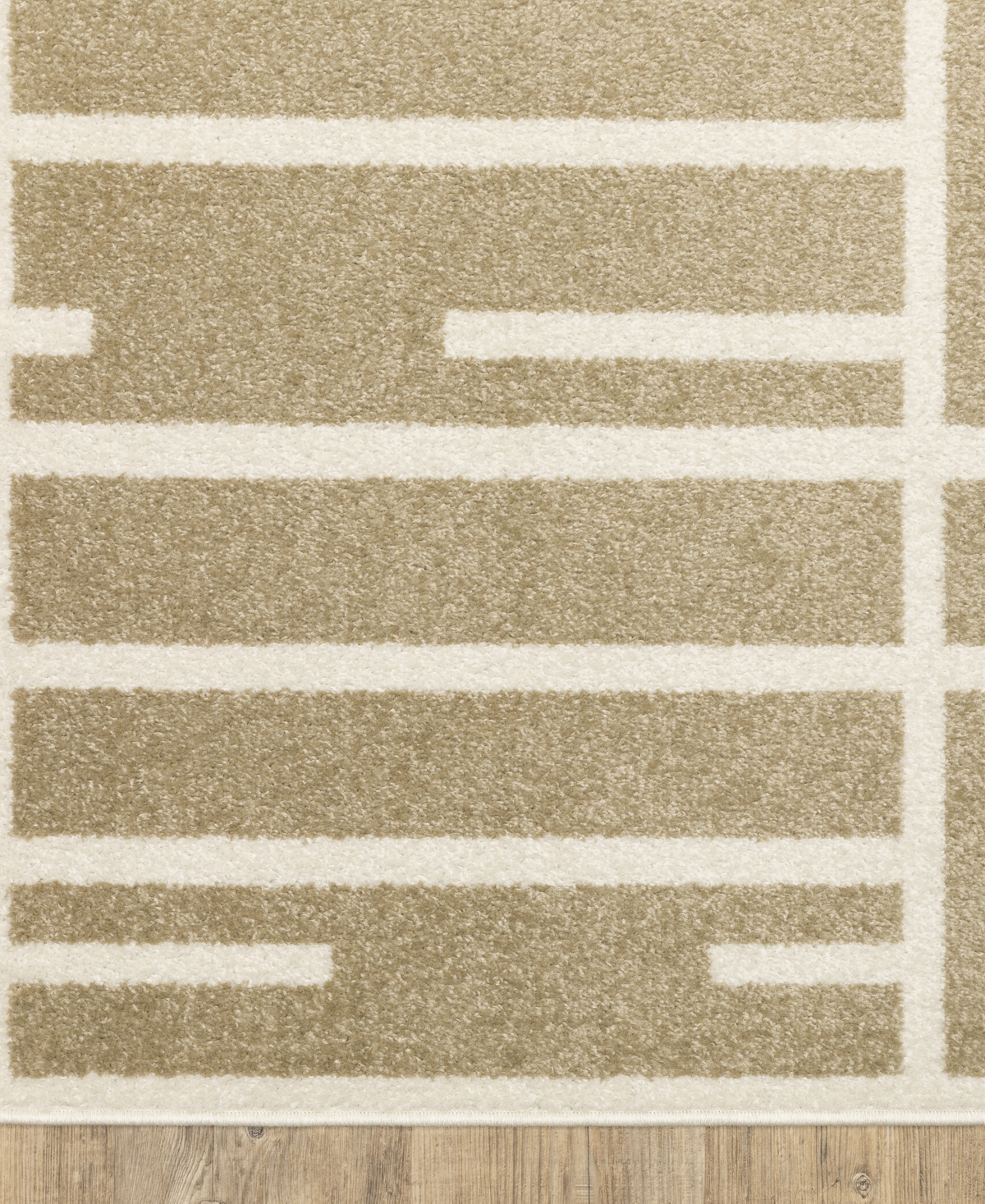 Oriental Weavers Quinn Qui04 5' X 8' Area Rug In Sand