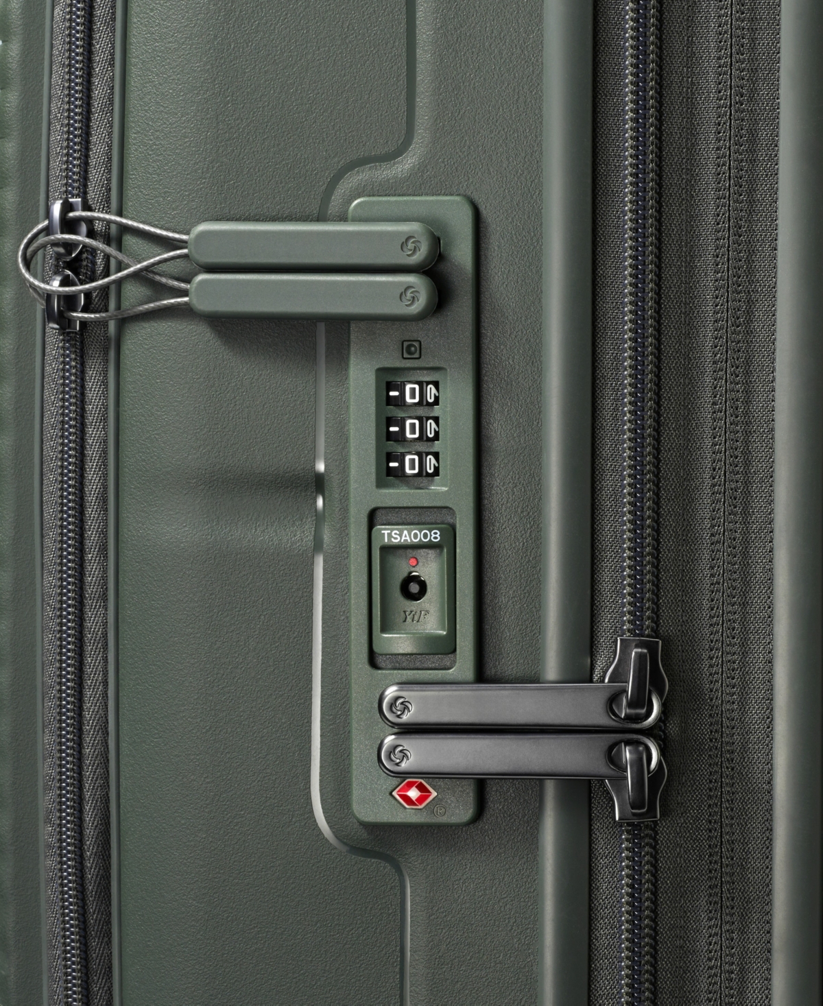 Samsonite Paralux Hardside Large 30" Check-In Spinner Luggage