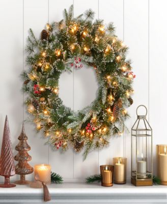32" Pre-Lit Glittery Wreath with 70 Underwriters Laboratories Clear Incandescent Lights, 320 Tips