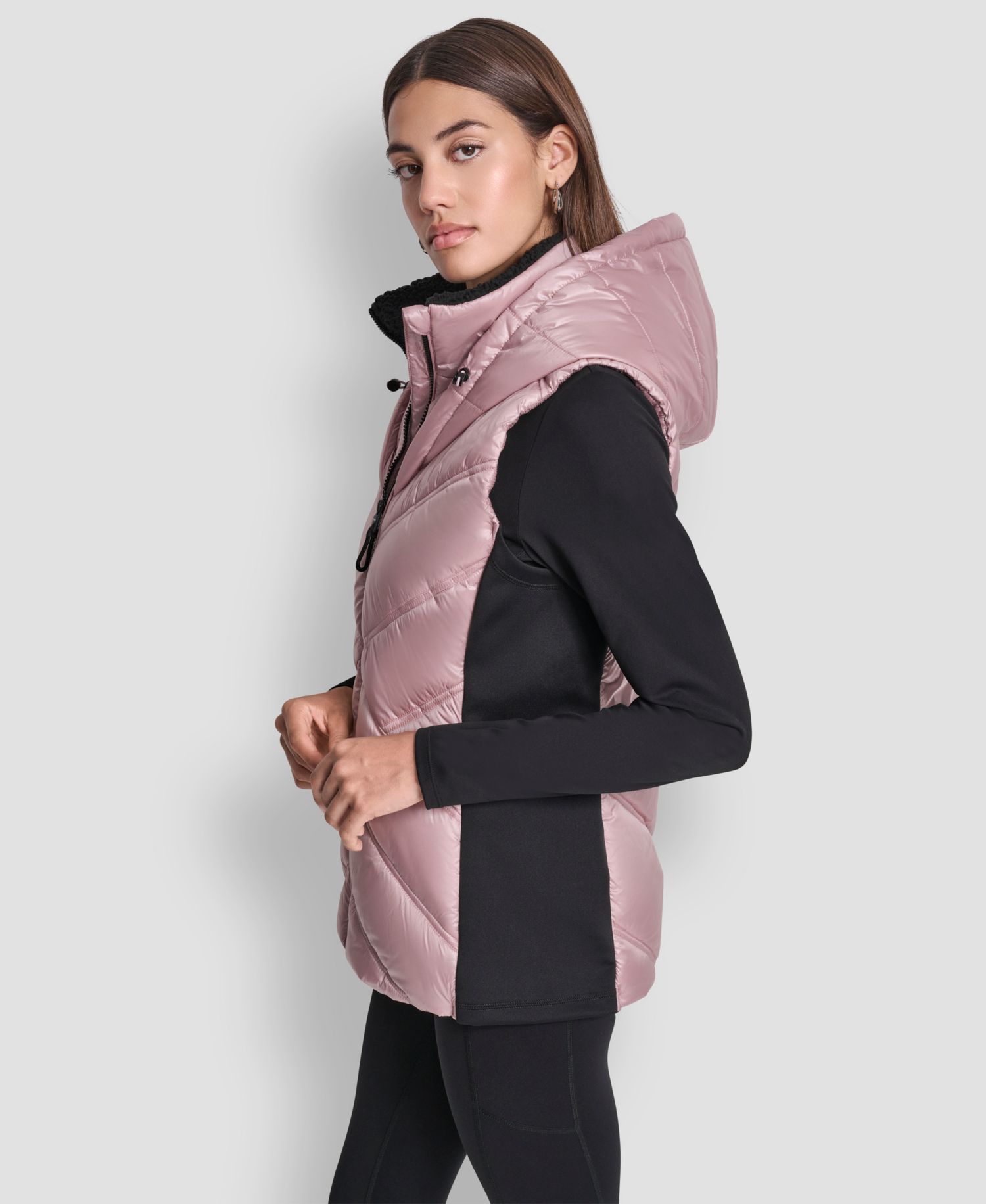 Women's Contrast Collar Hooded Puffer Vest