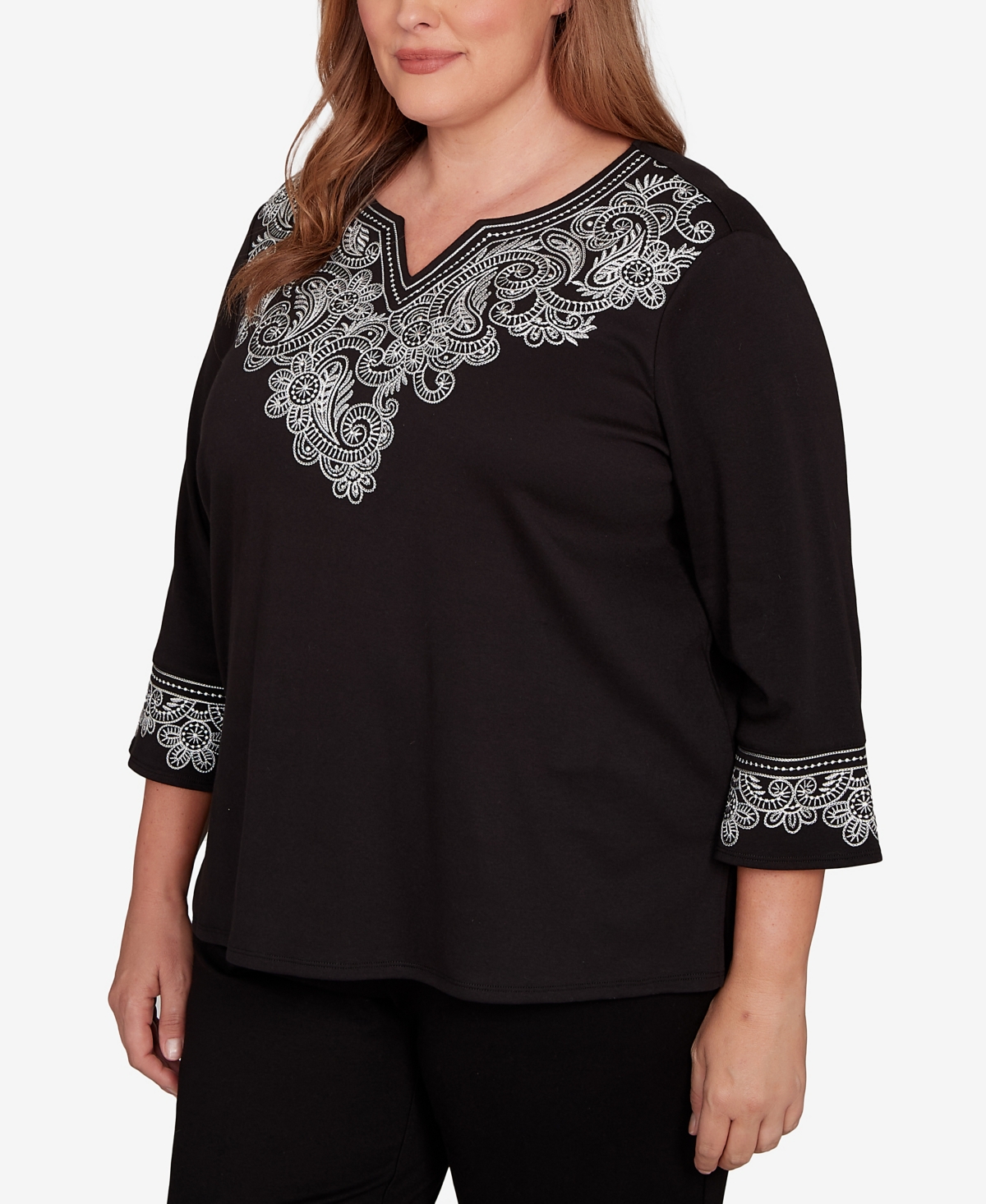 Alfred Dunner Plus Size Barcelona Embroidered Scroll Accent Soft Knit Top In Black
