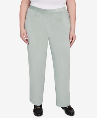 Plus Size Stockbridge Pull-On Corduroy Flat Front Short Length Pant