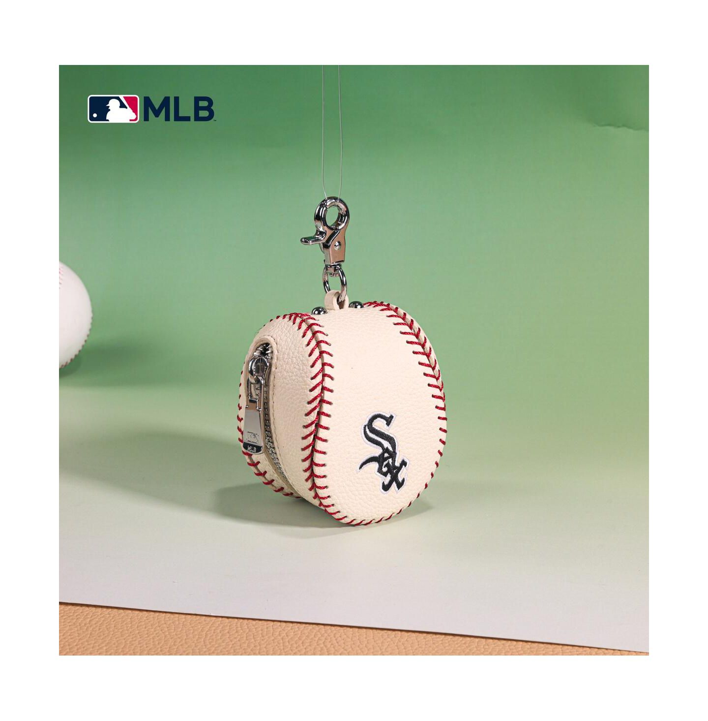 Женский брелок Montana West Chicago White Sox Baseball Bag Charm — фото 2