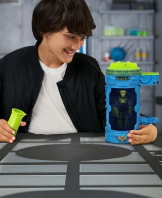 Beast Mutation S2 Assortment Chamber Playset