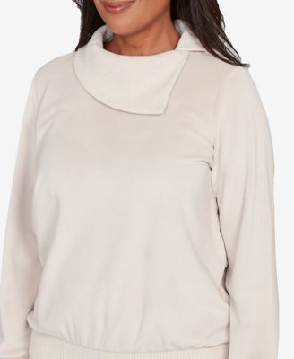 Petite Calm Luxe Solid Shimmer Detail Envelope Neck Top