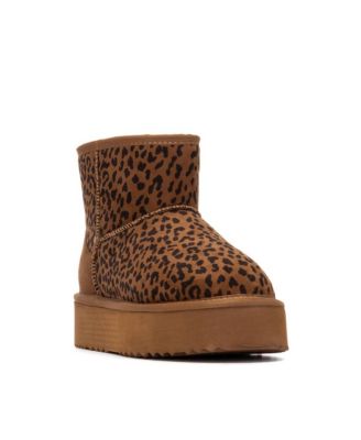 Women's Winter Suede Booties By XTI