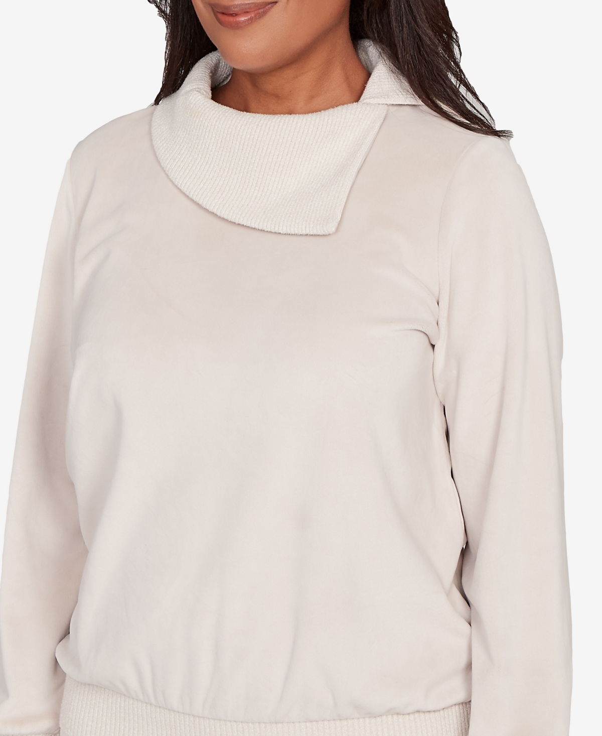 Alfred Dunner Calm Luxe Solid Shimmer Detail Envelope Neck Top In White