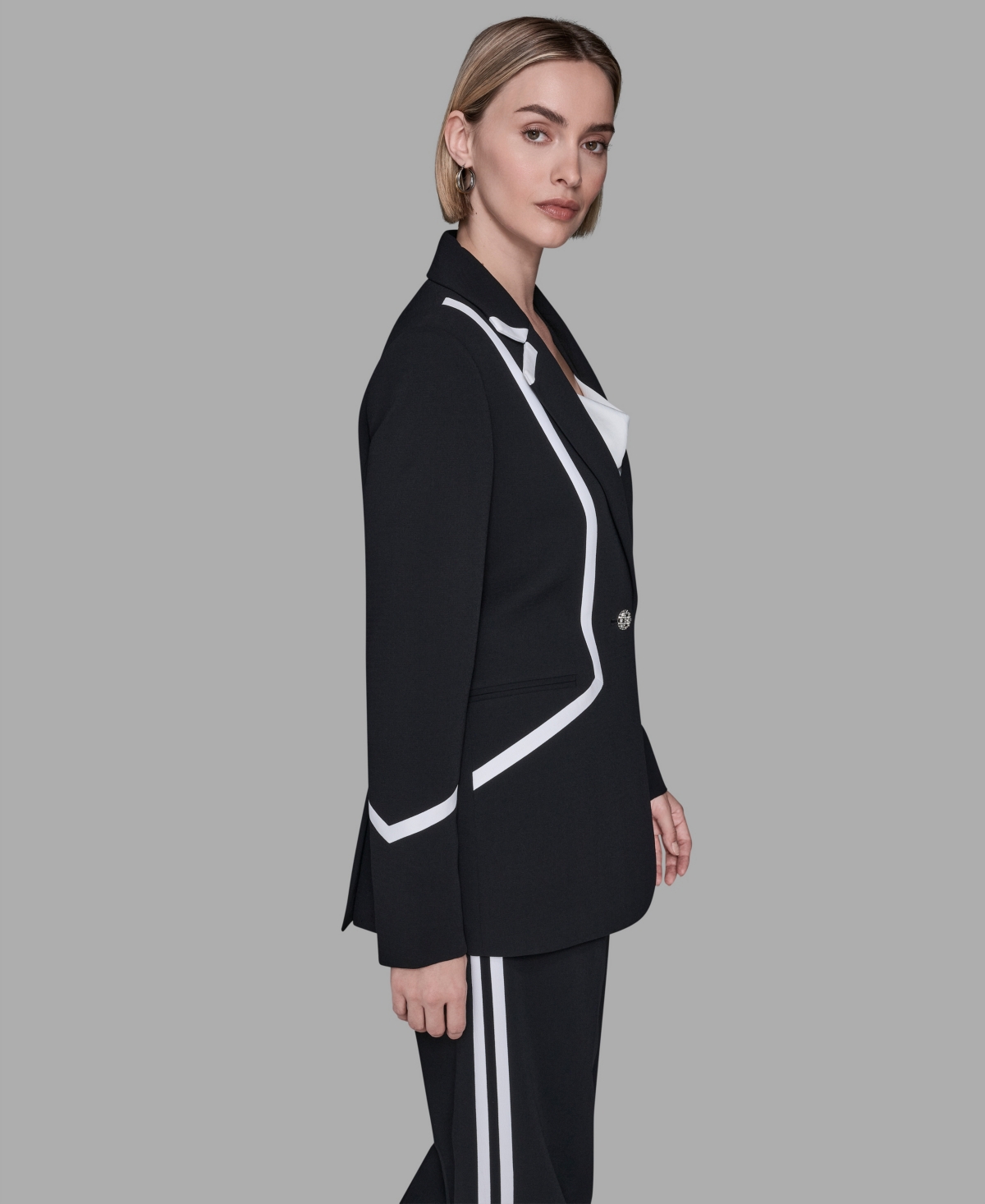 Karl Lagerfeld Women's Collar Contrast Trim Blazer In Black