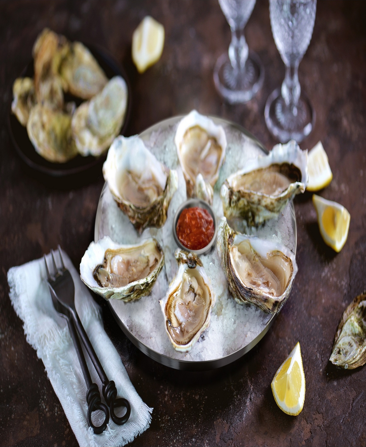 Outset Stainless Steel Round Oyster Plate