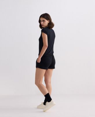 Essential Short Sleeve Tee in Black