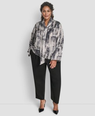 Plus Size V-Neck Long Sleeve Top