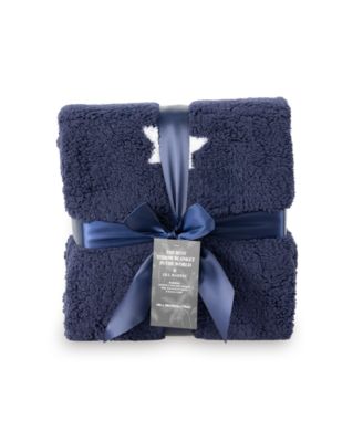 Reversible Oversized Throw, 60" x 70"