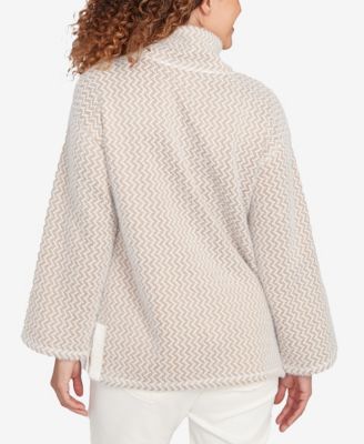 Petite Zig Zag Snappy Knit Top