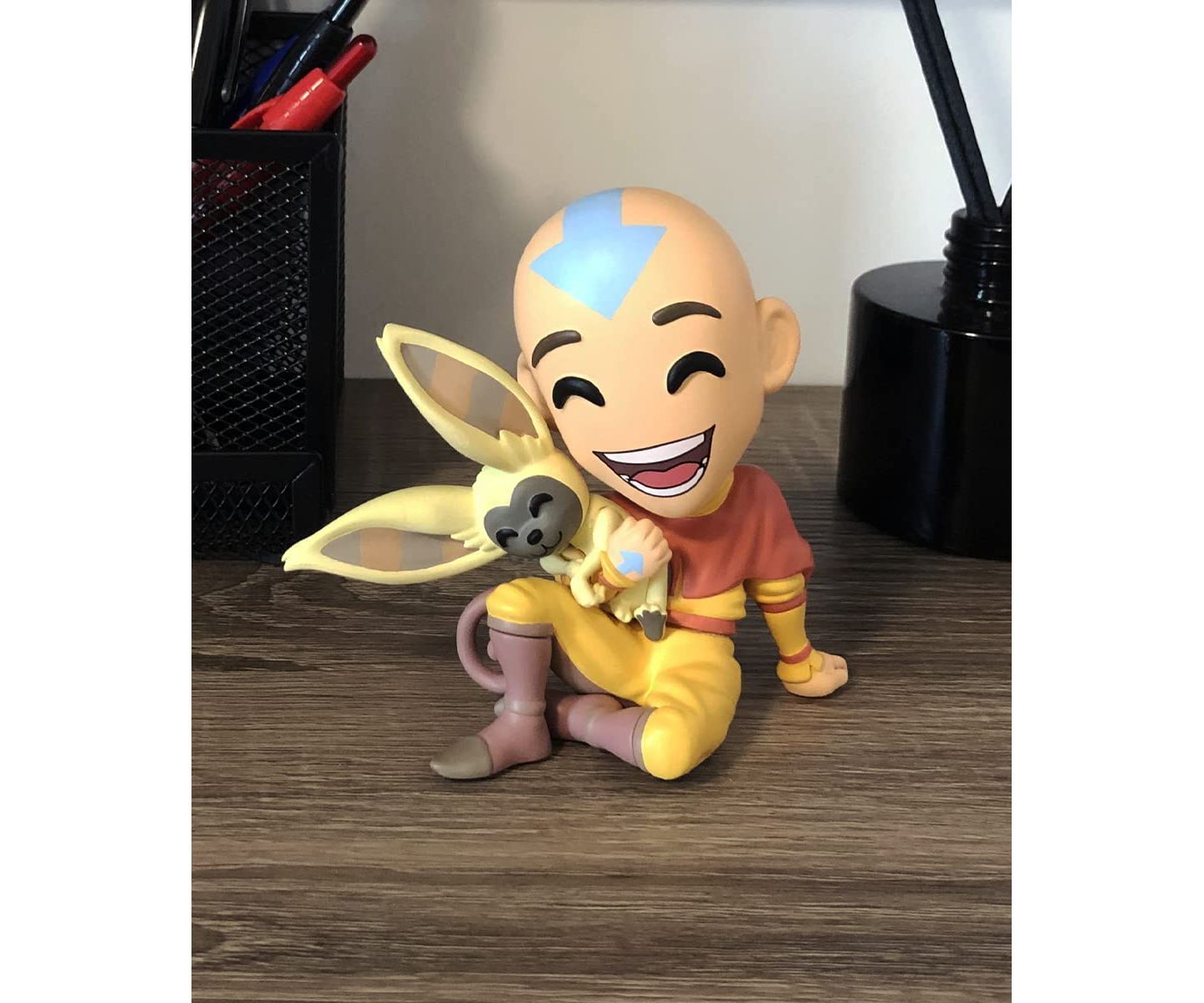 Детская фигурка Youtooz Avatar: The Last Airbender Aang with Momo 4" Vinyl Figure, Ages 14+, цвет: Разноцветный — фото 6