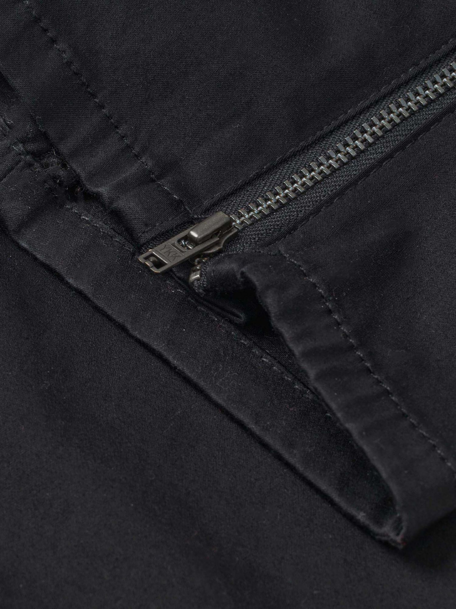 Women's MaPadme Elastic Waist Cropped Pants
