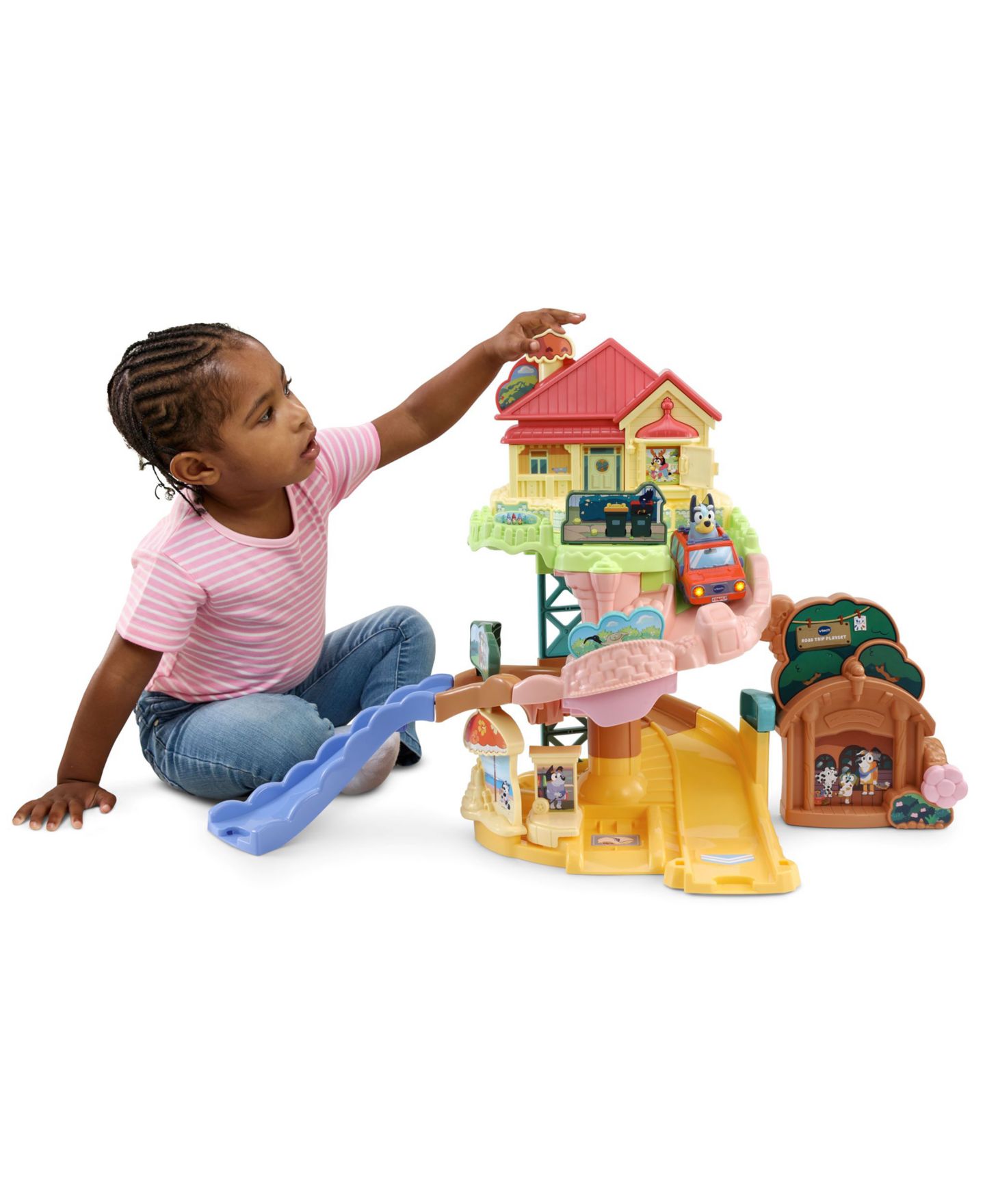 Детский игровой набор Bluey Road Trip Interactive Multi-Piece Playset, Ages 1.5+ — фото 4