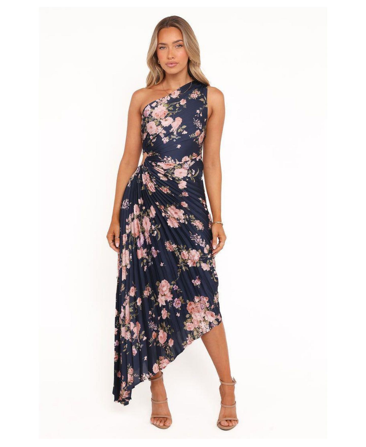 Женское платье Petal and Pup Kleo One Shoulder Maxi - Navy Floral, цвет: Синий — фото 1
