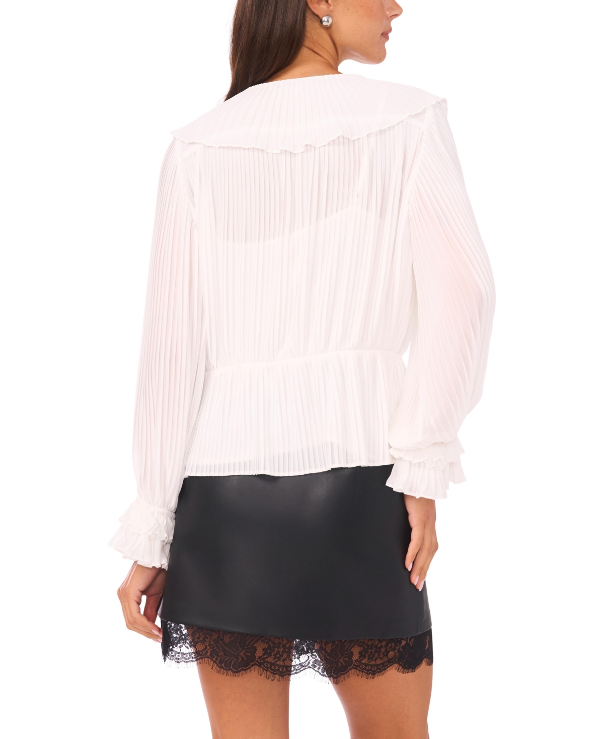 Vince Camuto Women's V-neck Front Ruffle Long Sleeves Top In White