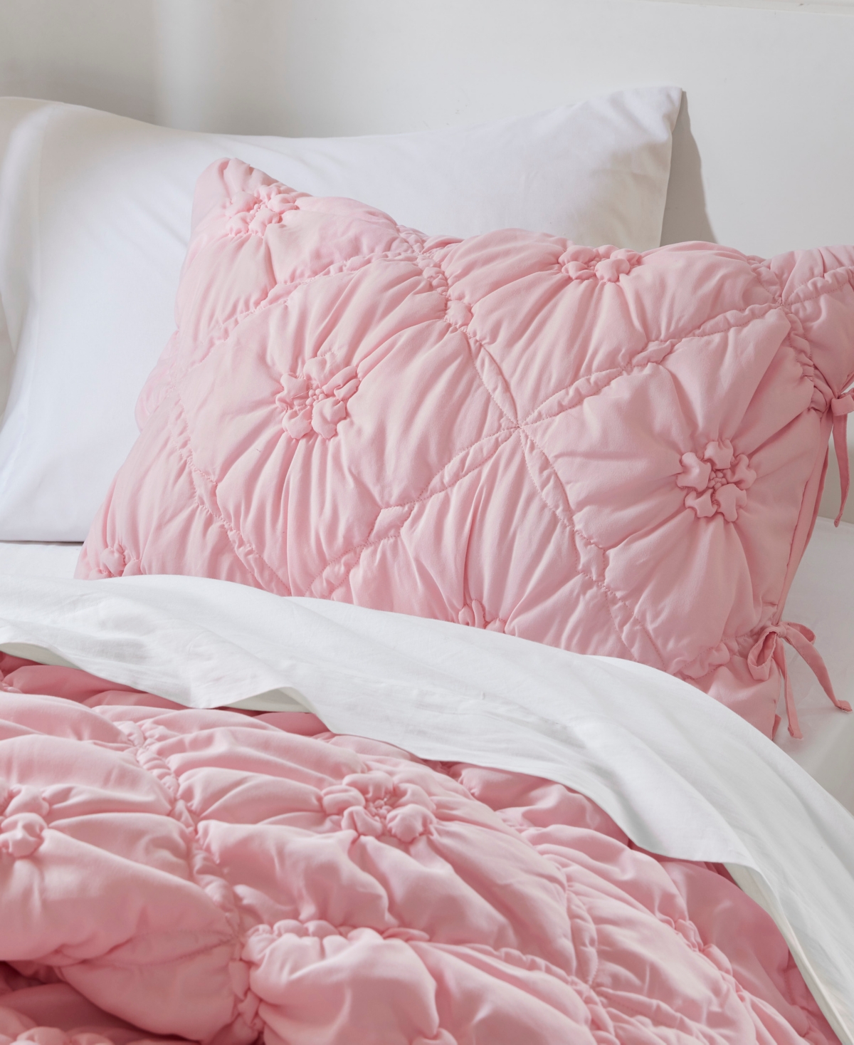 Intelligent Design Lily Floral 2-pc. Comforter Set, Twin In Pink